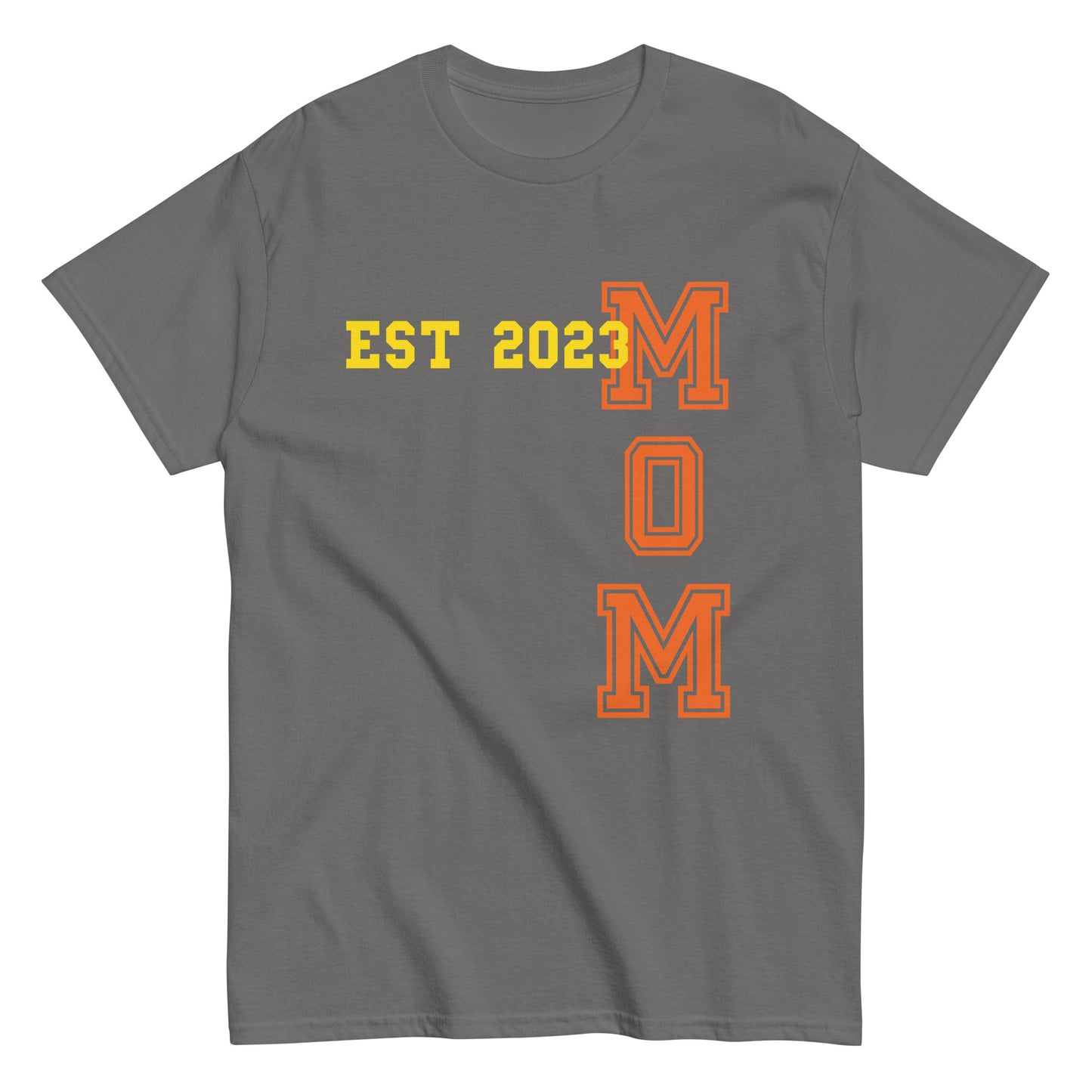 Funny Mom Est 2023 Cool T-shirt