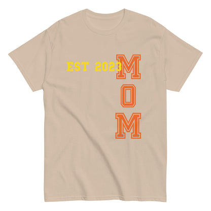 Funny Mom Est 2023 Cool T-shirt